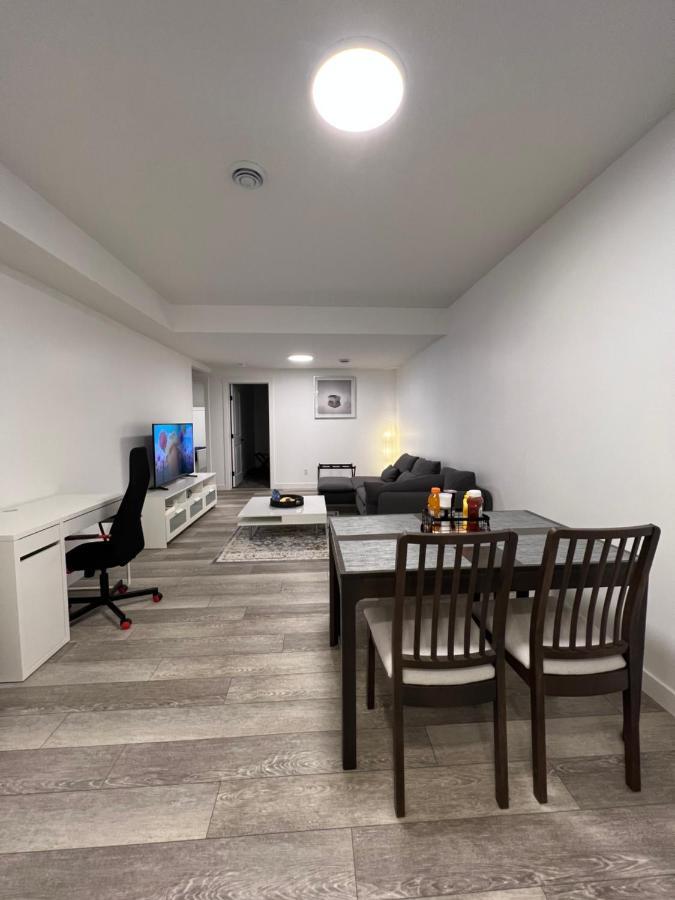 Newly Built 2 Bedroom Suite With Free Parking - Close To Banff National Park, 卡加利 外观 照片